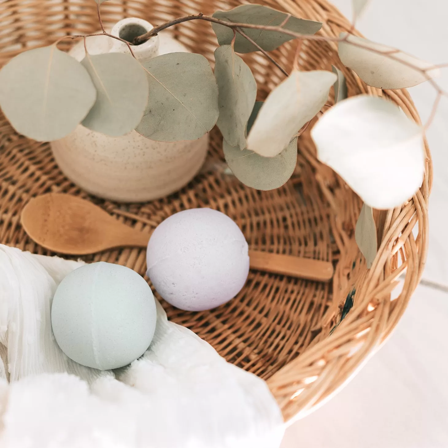 Trois fois par jour Bombe De Bain Eucalyptus, Menthe & Sel De Mer Store