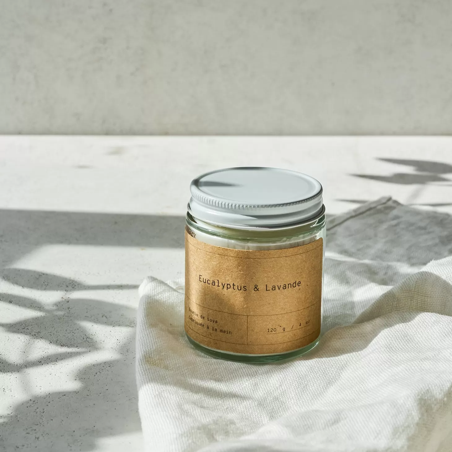 Trois fois par jour Bougie De Soya - Eucalyptus & Lavande Flash Sale