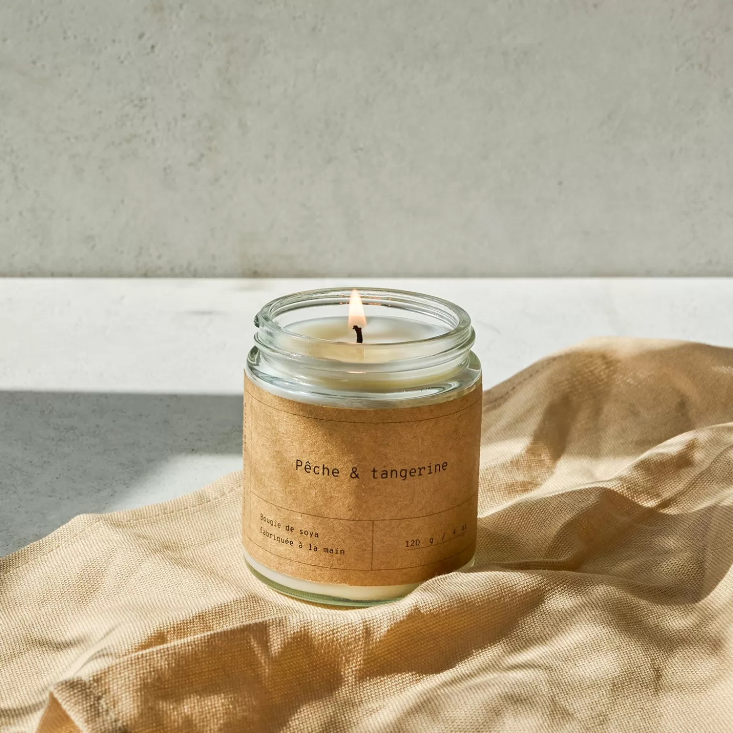 Trois fois par jour Bougie De Soya - Peche & Tangerine Sale
