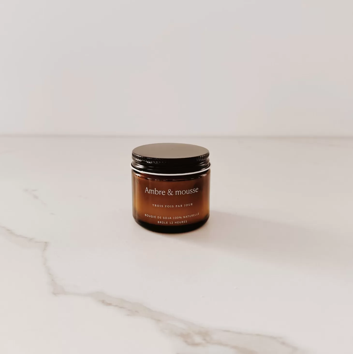 Trois fois par jour Bougie De Soya Ambre & Mousse Shop