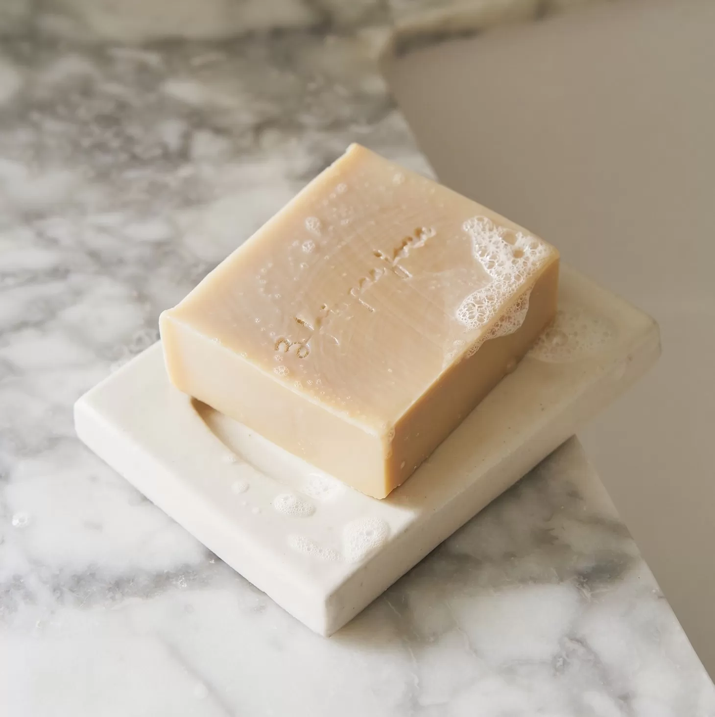 Trois fois par jour Savon Corporel - Amande & Miel Shop